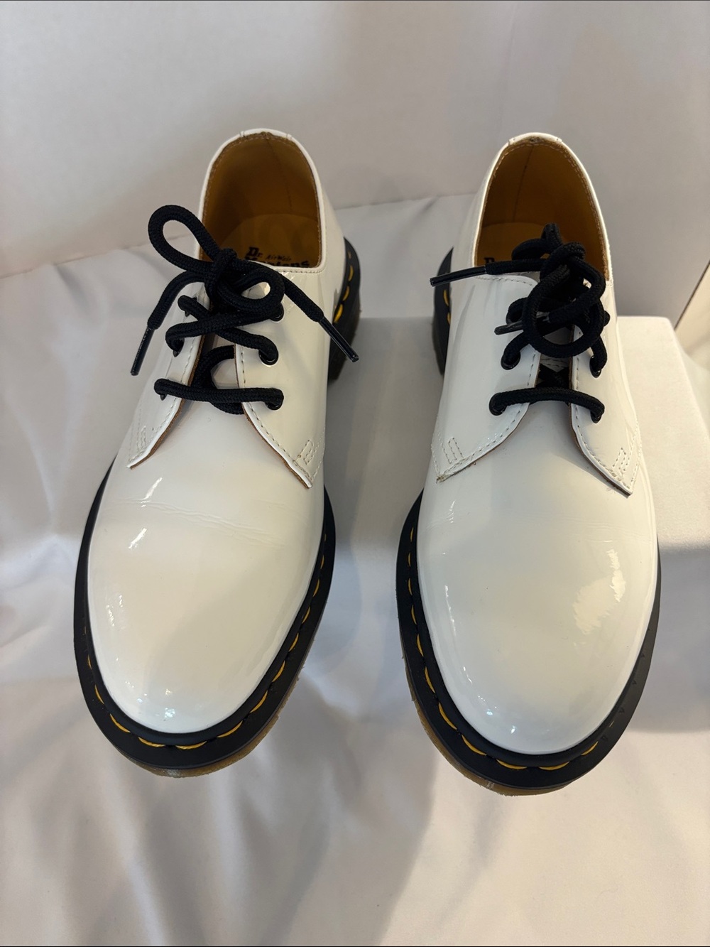 Dr. Martens 1461 White Patent Leather Lace-Up Shoes - women’s size US-8 EU-39